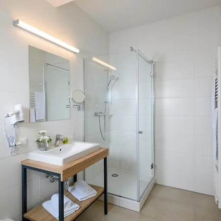호텔 Heilmoorbad 4*