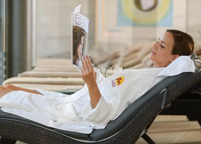 施万贝格海尔莫尔巴特酒店 酒店